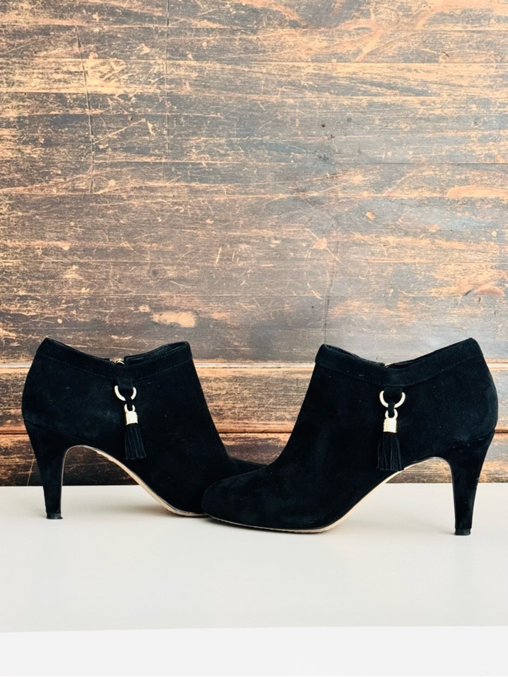 Vince Camuto mobwife Black Suede Tassel Ankle Booties, Sz 6.5